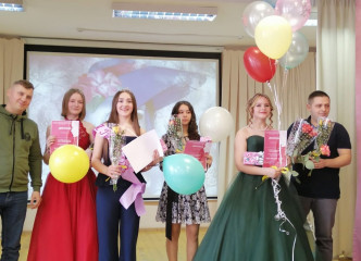районный конкурс среди старшеклассниц «Юная Россия 2023» - фото - 2